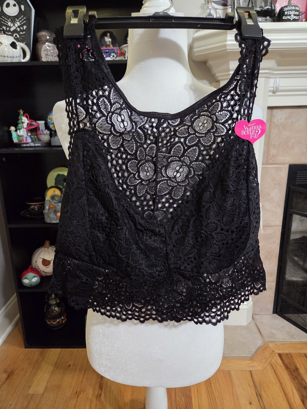 YMI Black Floral Lace Bralette Tank